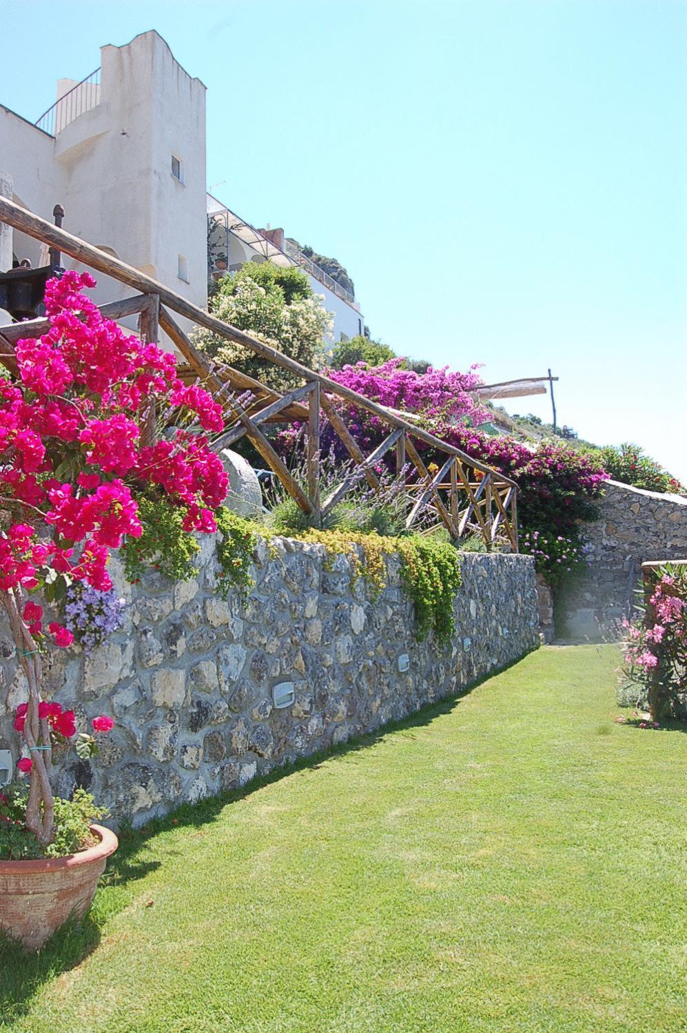 Villa Il Frantoio And Lilmar Praiano Exterior photo